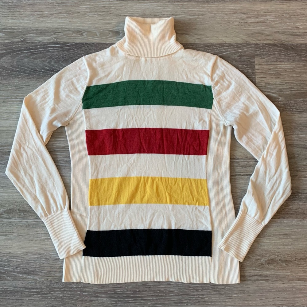 M Pendleton Glacier National Park Turtleneck